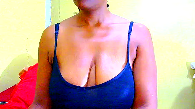 Snapshot of Mollybrookexx chatting on 05.04.26 Mollybrookexx online show from 05.04.26
