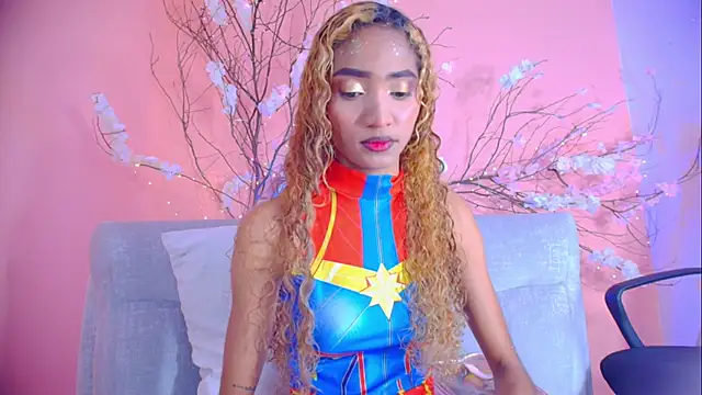 Charlotte Love10 online show from 10.31.25