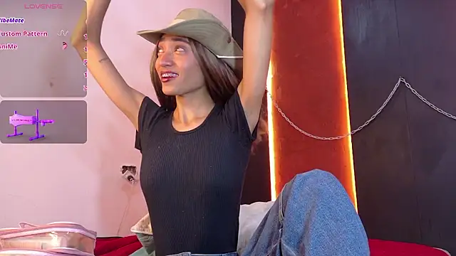 Charlotte Love10 online show from 01.18.26