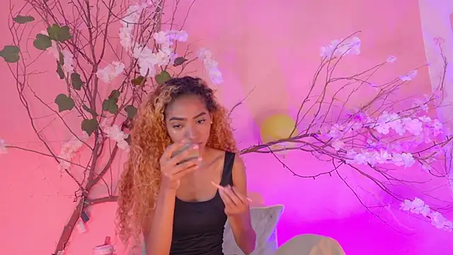 Charlotte Love10 online show from 03.04.26