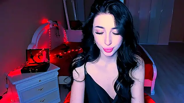 Snapshot of lovely_desire chatting on 01.20.25 lovely desire online show from 01.20.25