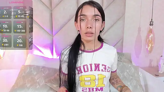 Mollymoon1 online show from 12.09.24