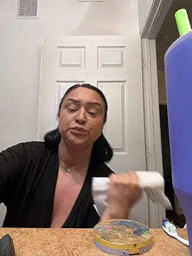 AlyssiaAmoreXO online show from 10.10.25
