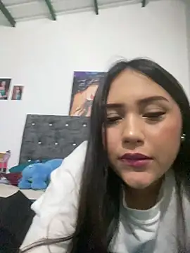 Snapshot of YuliiCamm chatting on 12.17.24 YuliiCamm online show from 12.17.24