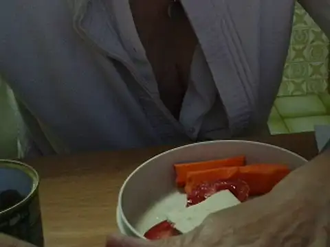 Snapshot of VeneRed chatting on 10.24.25 VeneRed online show from 10.24.25