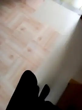 Snapshot of VeneRed chatting on 11.20.25 VeneRed online show from 11.20.25