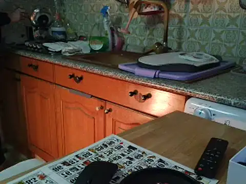 Snapshot of VeneRed chatting on 11.21.25 VeneRed online show from 11.21.25