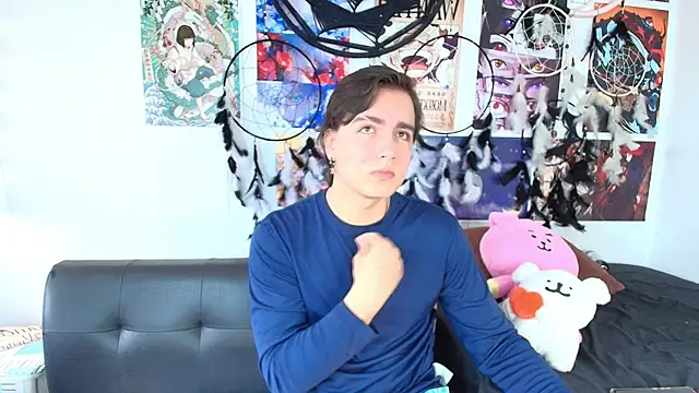 lukashollow  online show from 10.12.25