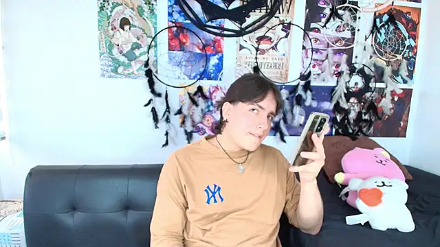 lukashollow  online show from 10.18.25