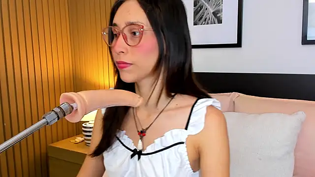 doll bella  online show from 03.29.26