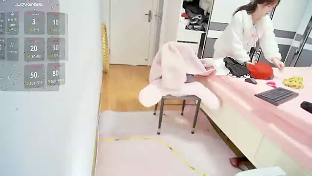 CN-Shanshan online show from 01.06.26