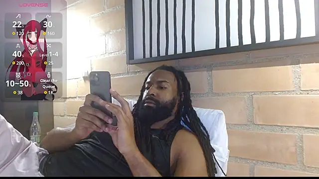 Snapshot of johngabbanaa chatting on 01.28.25 johngabbanaa online show from 01.28.25