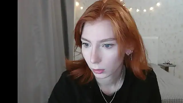 Snapshot of KateBunny chatting on 01.03.25 KateBunny online show from 01.03.25