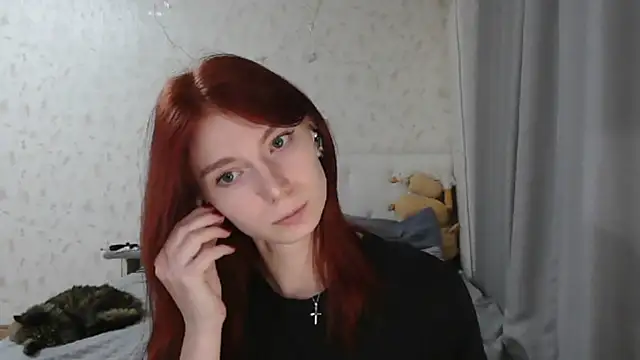 Snapshot of KateBunny chatting on 09.29.25 KateBunny online show from 09.29.25