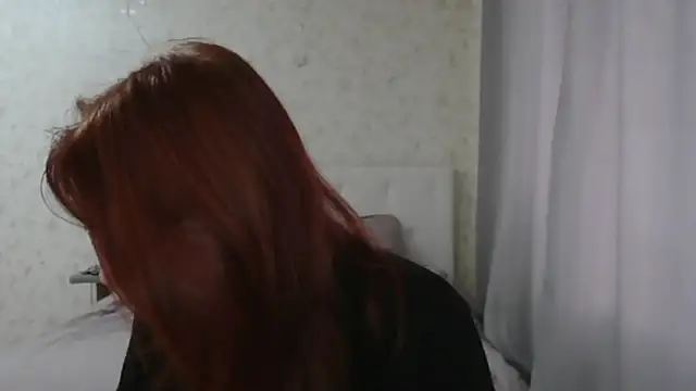 Snapshot of KateBunny chatting on 10.19.25 KateBunny online show from 10.19.25
