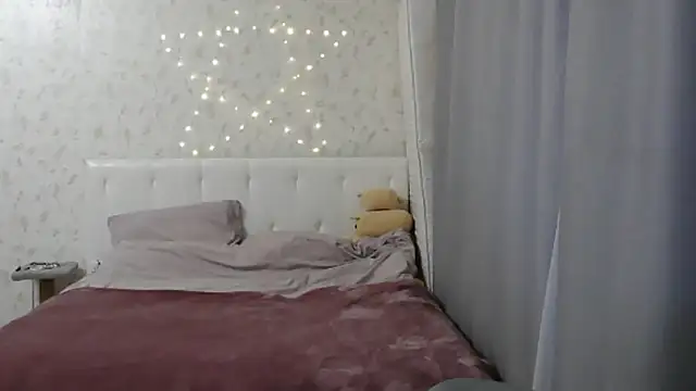 KateBunny online show from 07.10.26