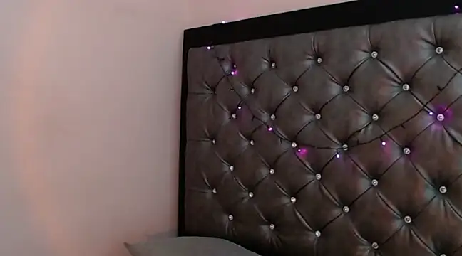 Snapshot of ToshiaKimich chatting on 03.14.25 ToshiaKimich online show from 03.14.25