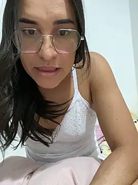 cleolimahot3 online show from 01.04.25