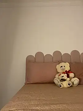 cleolimahot3 online show from 10.30.25