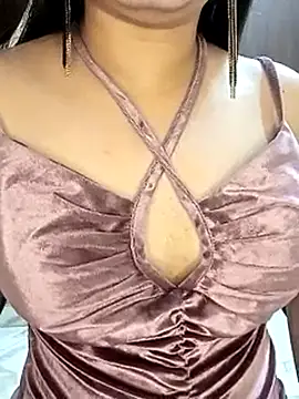 Indianhyna online show from 02.20.25