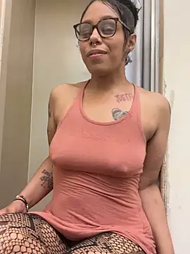 Princess Desirae online show from 05.21.26