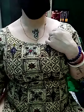 Snapshot of Raja_Ranii chatting on 01.09.25 Raja Ranii online show from 01.09.25