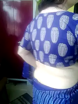 Snapshot of Raja_Ranii chatting on 01.17.25 Raja Ranii online show from 01.17.25