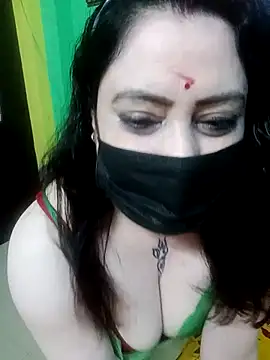 Snapshot of Raja_Ranii chatting on 03.07.25 Raja Ranii online show from 03.07.25