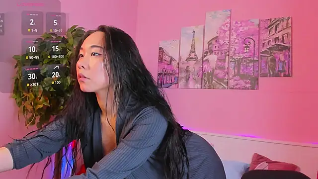 Snapshot of Inari_Okami_ chatting on 10.15.25 Inari Okami online show from 10.15.25