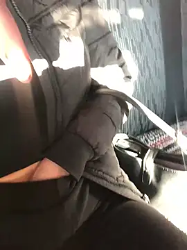 Snapshot of Diamond_Bunny_ chatting on 02.13.25 Diamond Bunny online show from 02.13.25