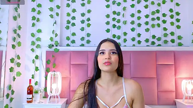 Snapshot of kaily_sweet1 chatting on 07.16.26 kaily sweet1 online show from 07.16.26