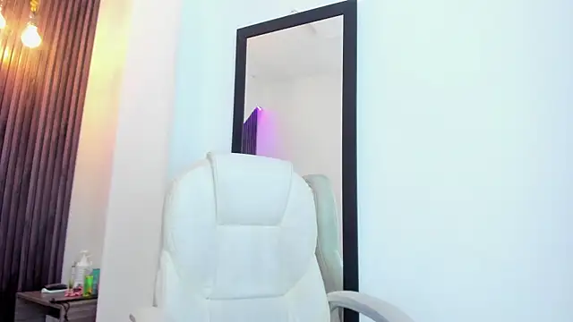 Snapshot of laurin_clauz_ chatting on 09.11.25 laurin clauz online show from 09.11.25