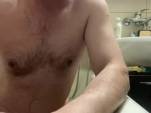 Snapshot of mesetti chatting on 02.07.25 mesetti online show from 02.07.25