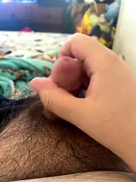 Snapshot of nugtali chatting on 10.17.25 nugtali online show from 10.17.25