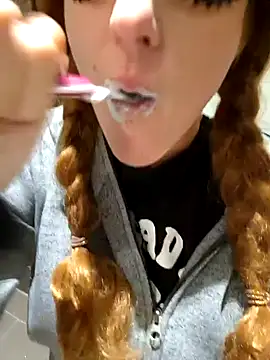 Hexe12346 online show from 11.08.25