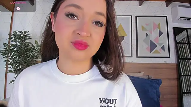 MiaKay1 online show from 11.20.25