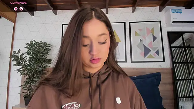 MiaKay1 online show from 12.05.25