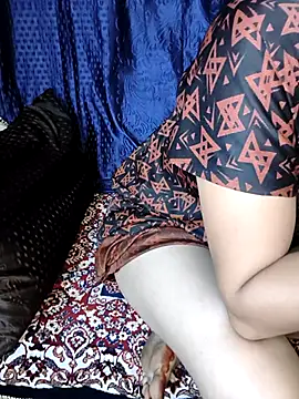 kaveerpooja947 online show from 10.23.25