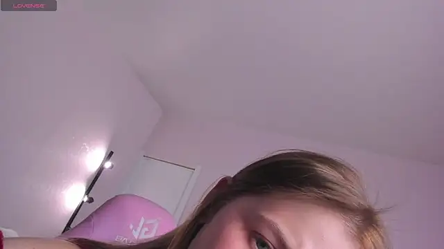 Colleen Blake online show from 11.28.25