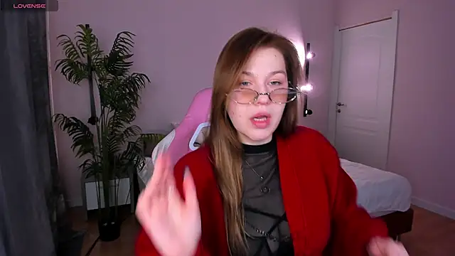 Snapshot of Colleen_Blake chatting on 12.02.25 Colleen Blake online show from 12.02.25