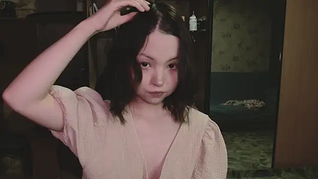 Snapshot of lalallalalaa- chatting on 12.05.25 lalallalalaa- online show from 12.05.25