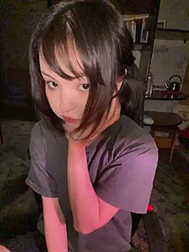 Snapshot of lalallalalaa- chatting on 02.15.26 lalallalalaa- online show from 02.15.26