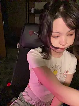 Snapshot of lalallalalaa- chatting on 02.28.26 lalallalalaa- online show from 02.28.26