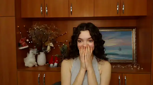  SusieSu  online show from 12.21.24