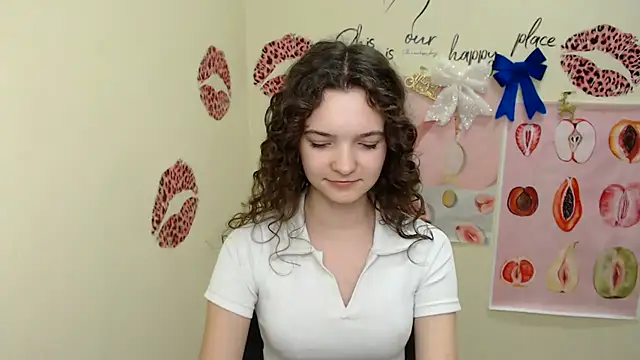  SusieSu  online show from 12.23.24