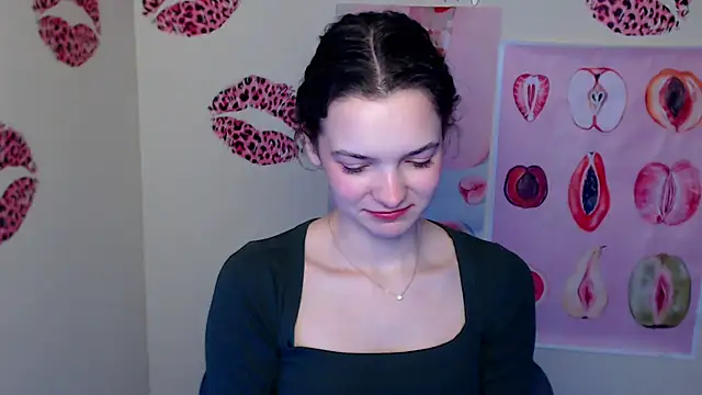 Snapshot of _SusieSu_ chatting on 02.16.26 SusieSu online show from 02.16.26