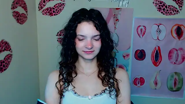 Snapshot of _SusieSu_ chatting on 02.23.26 SusieSu online show from 02.23.26