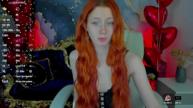 Snapshot of MagicLilu chatting on 02.15.25 MagicLilu online show from 02.15.25