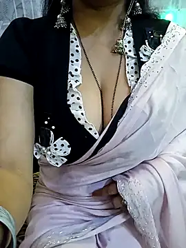 Snapshot of kindar-joy chatting on 02.15.26 kindar-joy online show from 02.15.26