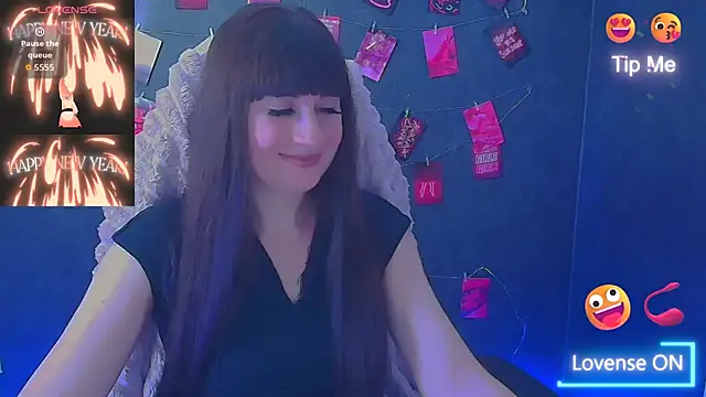Snapshot of Violla_My chatting on 04.27.26 Violla My online show from 04.27.26